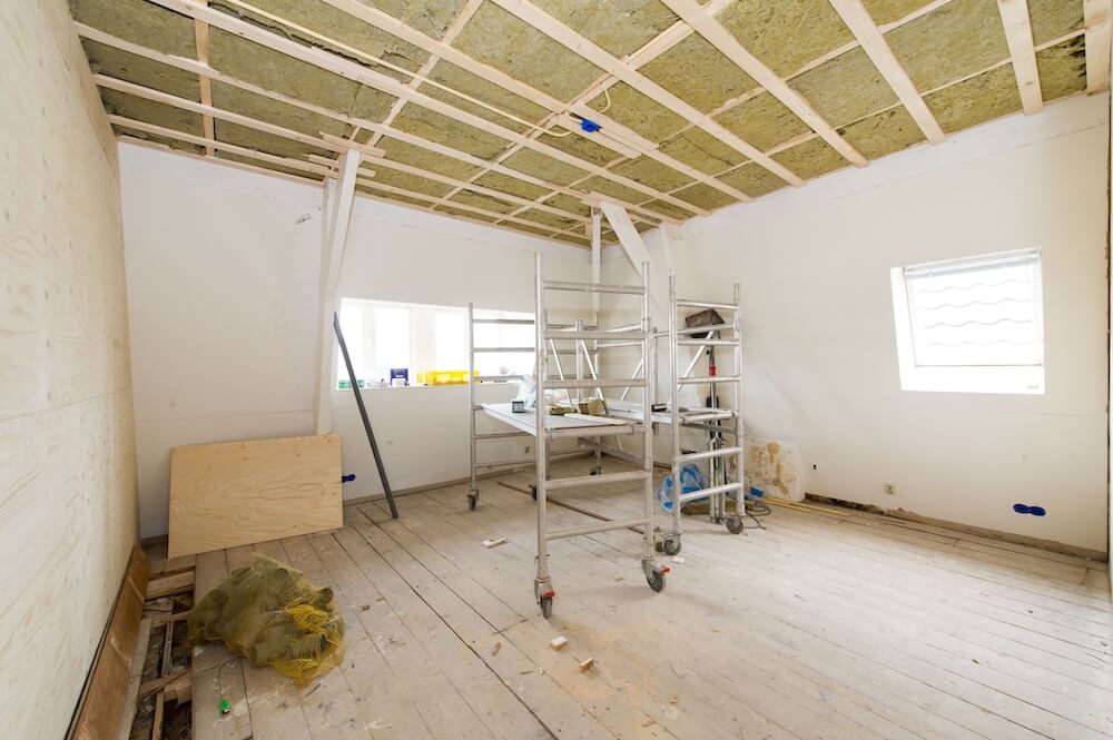 isoleren van een dak met glaswol